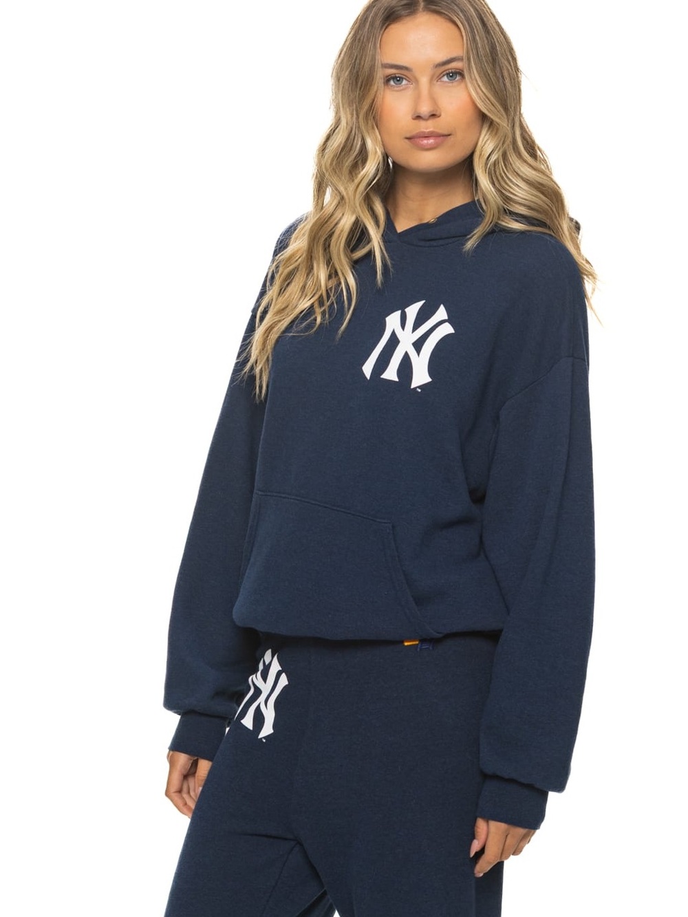 NEW YORK YANKEES x AVIATOR NATION 2026 RELAXED PULLOVER HOODIE NAVY SIZE XS NWT